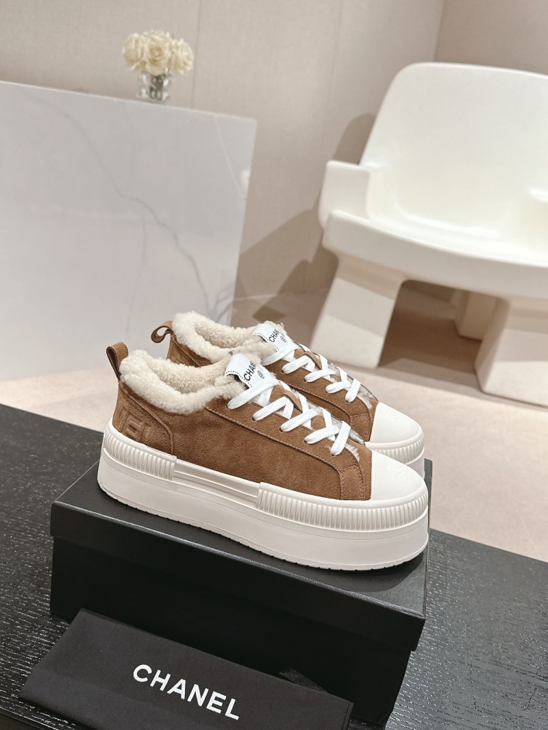 Ch**el sport shoes